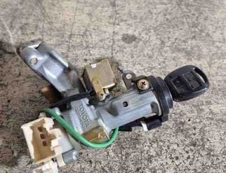 TOYOTA Corolla Verso 1 generation (2001-2009) Ignition Lock 8543247010,45020 31499459
