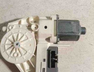 PEUGEOT 607 1 generation (2000-2008) Rear Right Door Window Control Motor 0130822200 31499989