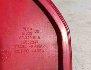 ALFA ROMEO 147 2 generation (2004-2010) Aizmugurējais labais lukturis 46556347 31503659