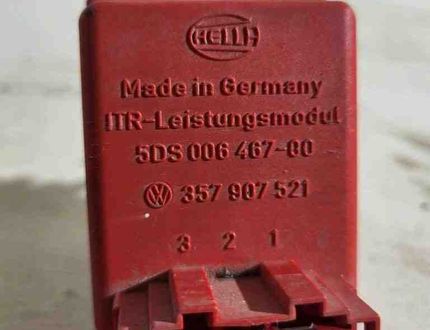 AUDI A4 B5/8D (1994-2001) Salona mazā ventilatora relejs 357907521,1J0907521 31504648