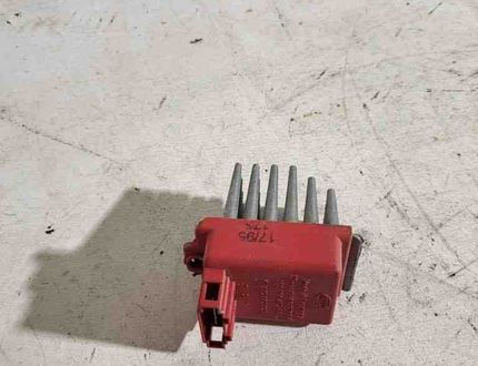 AUDI A4 B5/8D (1994-2001) Salona mazā ventilatora relejs 357907521,1J0907521 31504648