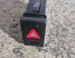 VOLKSWAGEN Passat B5 (1996-2005) Avārijas poga 3B0953235D 31509374