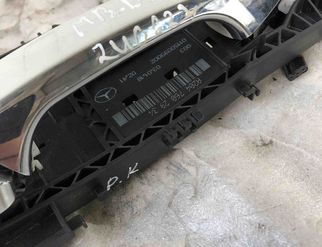 MERCEDES-BENZ B-Class W246 (2011-2020) Priekšējo kreiso durvju ārējais rokturis A2047602934 26554267