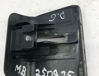 MERCEDES-BENZ E-Class W213/S213/C238/A238 (2016-2024) Citas salona daļas A2138120222 33023754