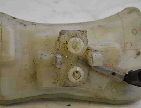 AUDI A4 B7/8E (2004-2008) Brake Fluid Tank 8E0611301E 31903130