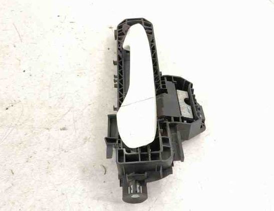 MERCEDES-BENZ E-Class W212/S212/C207/A207 (2009-2016) Aizmugurējo labo durvju ārējais rokturis DALISID1687,2047601634,A2047601634 27153680