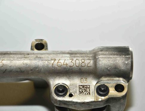 BMW 3 Series F30/F31 (2011-2020) Right Side Fuel Rail 7643082 10848737