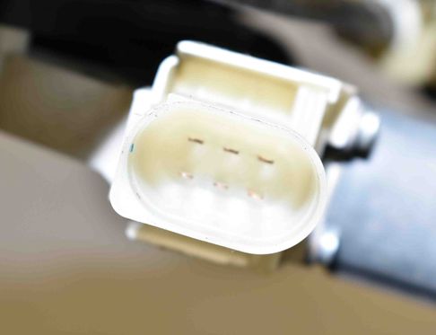 BMW 5 Series F10/F11 (2009-2017) Aizmugurējo kreiso durvju logu pacēlājs 7182121,7182613 13649111