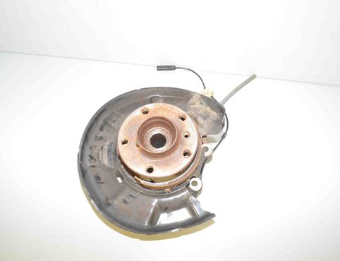 BMW 2 Series F22/F23 (2013-2020) Front Left Wheel Hub 6792285,6791223,34526791223,34526884422,6884422,31216792285,31206876840,6876840 24354049