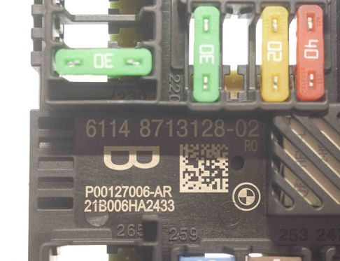 BMW 5 Series G30/G31 (2016-2023) Fuse Box 8713128,61148713128 27449949