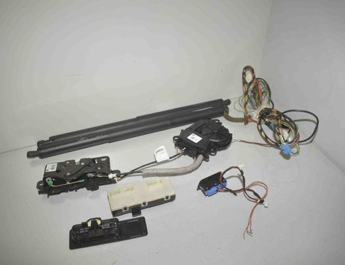 BMW X1 F48/F49 (2015-2023) Automātiskās bagāžnieka atvēršanas komplekts 9275119,8739659,7357112,7374006 29484430