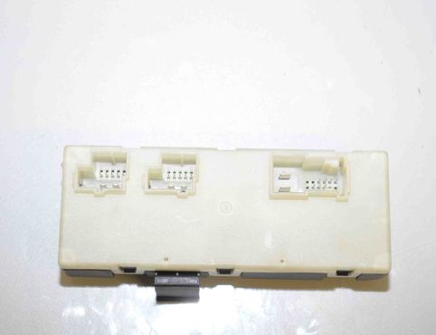 BMW iX3 1 generation (G08) (2020-2024) Комплект для автоматического открытия багажника 61355a19db2,61359852925,9852925,7383561,51247383561,51247357112,7357112,51242704105,2704105,7497482,51247497482,51242654885,2654885,9482795,51249482795,5a19db2 30397693