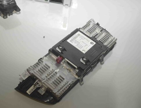 BMW 5 Series F10/F11 (2009-2017) Навигационная система 9253944,9274569,65509266385,9241826,65509241826,9243897,65509243897,61319253944,9267955,65829267955,65129274569,9282084,65129282084,9266385 30982807