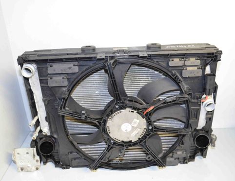 BMW 5 Series F10/F11 (2009-2017) Система охлаждения 7594610,7804617,17117804617,7639071,17117639071,17117804618,7804618,17118509175,8509175,17117805627,7805627,7805629,17517805629,17428509741,8509741,17427599493,7599493,17427802943,7802943,8509167 31354716