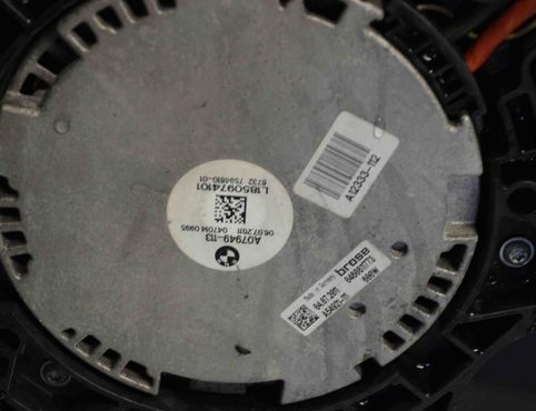 BMW 5 Series F10/F11 (2009-2017) Система охлаждения 7594610,7804617,17117804617,7639071,17117639071,17117804618,7804618,17118509175,8509175,17117805627,7805627,7805629,17517805629,17428509741,8509741,17427599493,7599493,17427802943,7802943,8509167 31354716