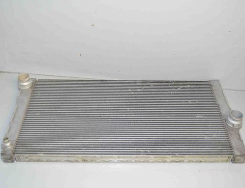 BMW 5 Series F10/F11 (2009-2017) Охлаждающий радиатор 17118509175,17117805627,7805627,8509175 31396369