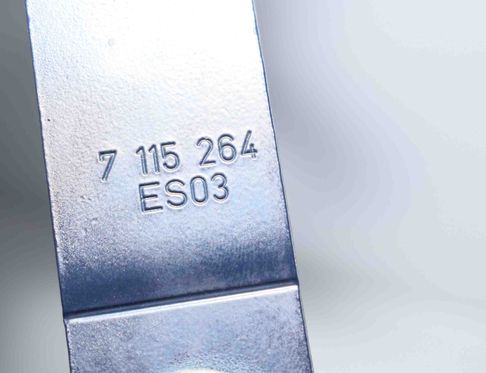 BMW 3 Series E90/E91/E92/E93 (2004-2013) Петля капота передняя правая 7115264 3340317