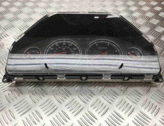 VOLVO V70 2 generation (2000-2008) Спидометр 30682287 31427899