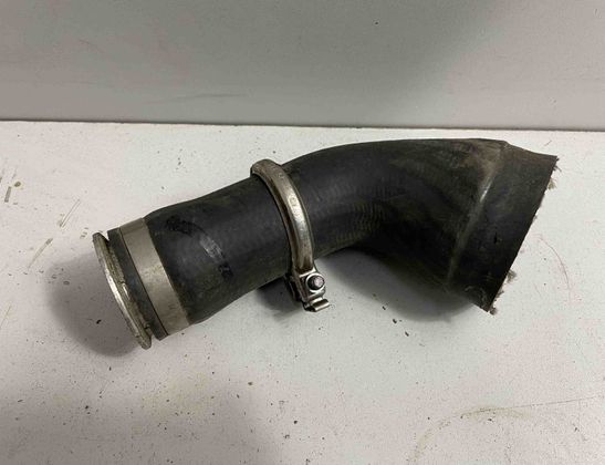 BMW 7 Series F01/F02 (2008-2015) Intercooler Hose Pipe 7575407 13122610