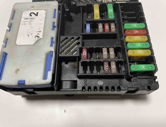 BMW 8 Series G14/G15/G16 (2018-2024) Блок предохранителей 6837091 13606161