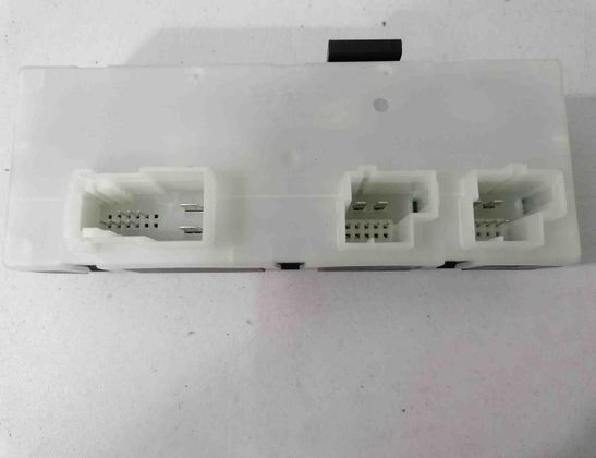 BMW X3 G01 (2017-2024) Aizmugurējā vāka / bagāžnieka vadības bloks 9491418 17201170