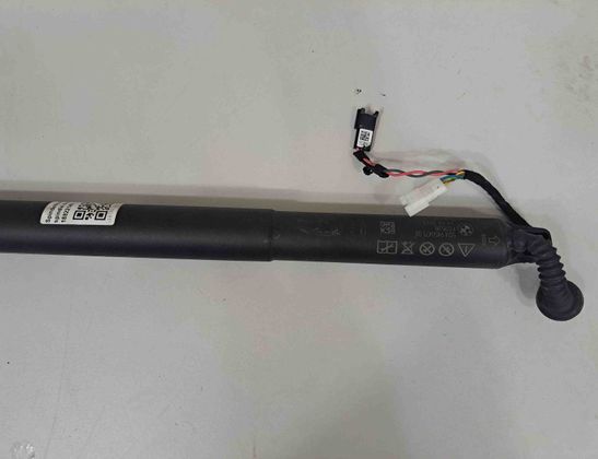 BMW X1 3 generation (U11) (2022-2023) Aizmugurējā bagāžnieka amartizātors labajā pusē 9450475,5B4FCB5 27404564