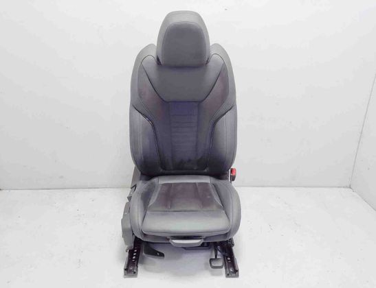 BMW i4 1 generation (2021-2024) Interjera / salona komplekts 6996834,5A42235,5A42236,5A42213,5A42214,7949728,5A0D0F7,5A0D123,5A0D124,5A0C425,5A0C426 28364726