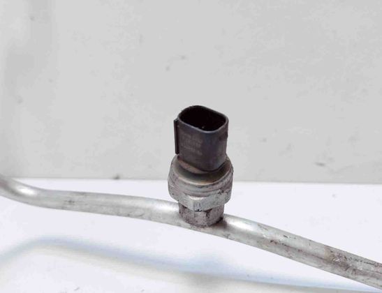 BMW M3 E90/E92/E93 (2007-2013) Gaisa kondicionētāja trubas 9151740,9122622,9323658,9181464,9141957,6909257,8370623,8385390,0152475 29015486