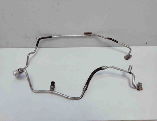 BMW M3 E90/E92/E93 (2007-2013) Gaisa kondicionētāja trubas 9151740,9122622,9323658,9181464,9141957,6909257,8370623,8385390,0152475 29015486