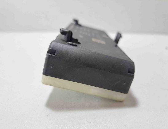 BMW X5 F15 (2013-2018) Aizmugurējā vāka / bagāžnieka vadības bloks 7492035,9451483,9491419,8739659,7496723,7487106,7481616,7428723 29811365