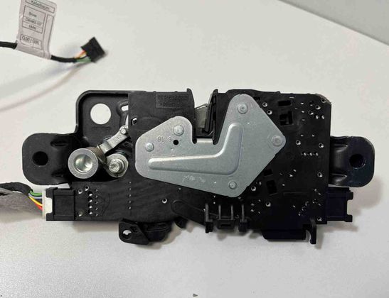 BMW i4 1 generation (2021-2024) Automātiskās bagāžnieka atvēršanas komplekts 9852925,7430626,9851910,7487576,7487575,5A64C25,9275121,9162645,5A19DB2 29924021