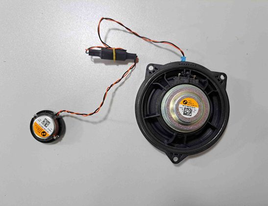 BMW X7 G07 (2018-2024) Rear Right Door Sound Speaker 2622518,6813597 31199086