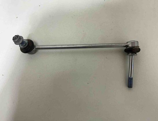 BMW X7 G07 (2018-2024) Front Right Stabilizer Link 6881808 32095877