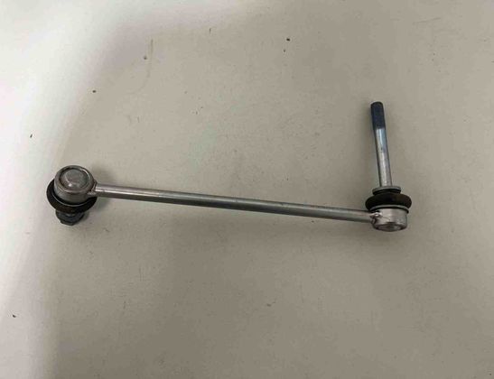 BMW X7 G07 (2018-2024) Front Right Stabilizer Link 6881808 32095877