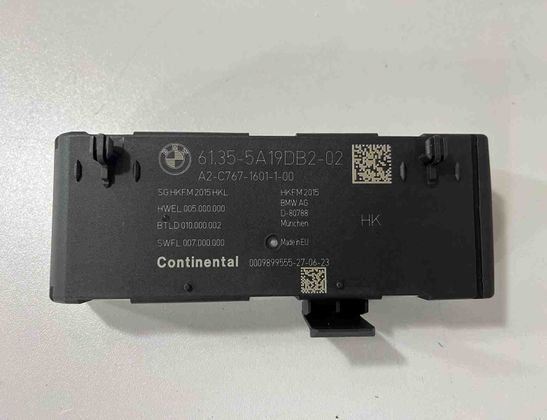 BMW X3 M F97 (2019-2023) Aizmugurējā vāka / bagāžnieka vadības bloks 9852925,5A19DB2 32390027