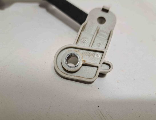 BMW X5 G05/G18 (2018-2024) Датчик уровня высоты сзади справа 6895467,6887834,8850050 32402853