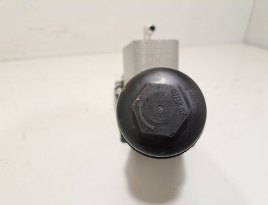 BMW X5 G05/G18 (2018-2024) Eļļas filtrs 8586674 32888558