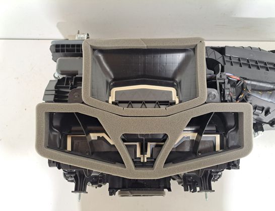 BMW 8 Series G14/G15/G16 (2018-2024) Salona sildītājs 5A328B8,9361727,9496915,5B3A5E0,9361726 32934307