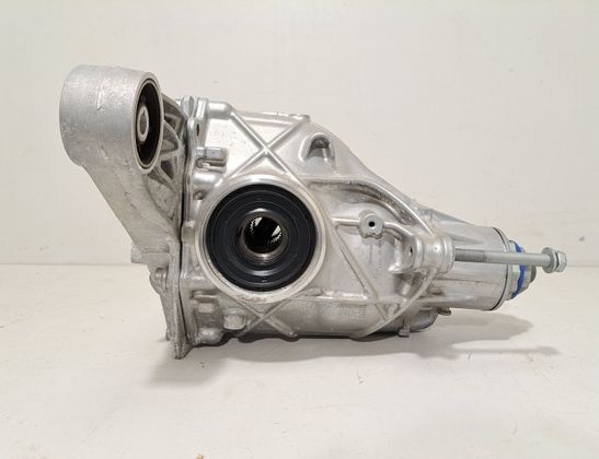BMW X7 G07 (2018-2024) Редуктор задний 8849917 32972765