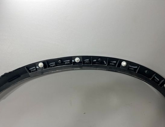 BMW X5 G05/G18 (2018-2024) Priekšējā labā spārna uzlika 8069286,8099124 33014674