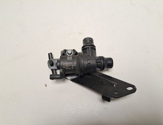 BMW i4 1 generation (2021-2024) Apkures radiatora vārsts 5A37571,9461551,9896407 33015025