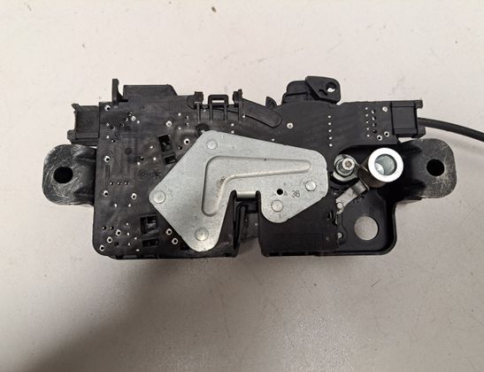 BMW i4 1 generation (2021-2024) Aizmugurējā bagāžnieka slēdzene 9851910,7430626 33017277