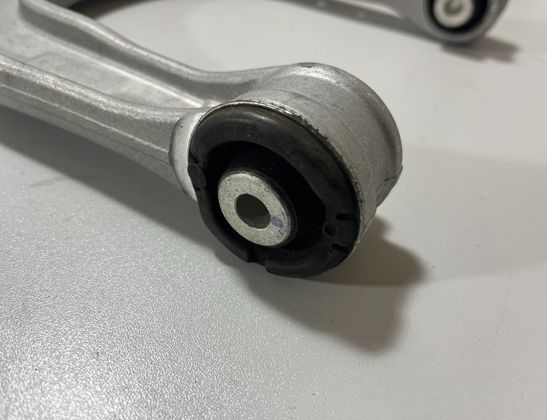 BMW X5 G05/G18 (2018-2024) Передний левый верхний рычаг 6883115 33024725