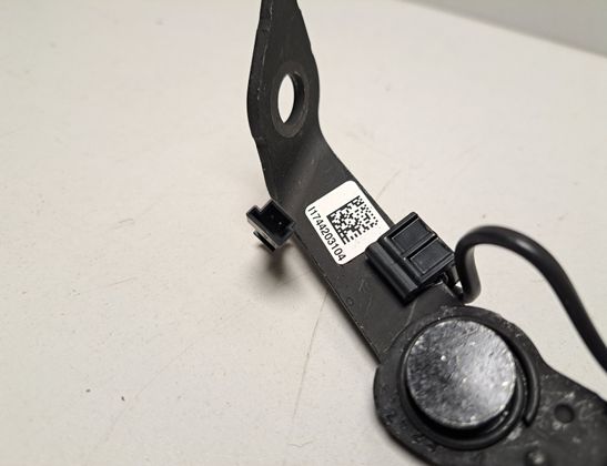 BMW i4 1 generation (2021-2024) Rear Left Seat Buckle 7442031 33041311