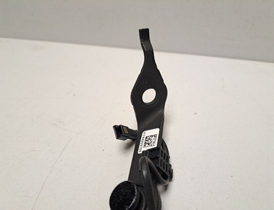 BMW i4 1 generation (2021-2024) Rear Left Seat Buckle 7442031 33041311