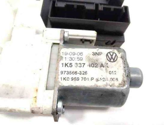 VOLKSWAGEN Passat Variant 1 generation (2010-2024) Priekšējo kreiso durvju logu pacēlāja motorīts 1K5837402AK,1K0959793L 24706866