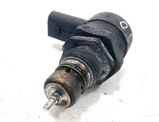 MERCEDES-BENZ Vito W639 (2003-2015) Fuel pressure regulator 0281002494,A6110780449,20289736 24727324