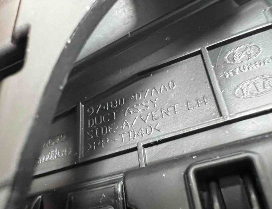 HYUNDAI Tucson 3 generation (2015-2021) Instrumentu paneļa gaisa kanāli 97480D7AA0 27267527