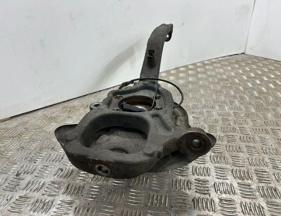DODGE Charger LD (2010-2024) Priekšējā labā riteņa rumbas vārpsta/stupica 32748822