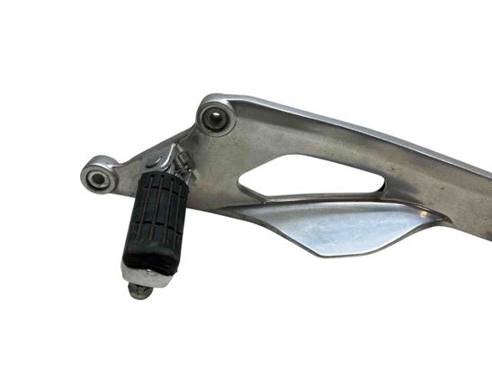 YAMAHA TDM 2 generation (2013-2024) Labās puses kājas turētāja komplekts tdm900 32384567